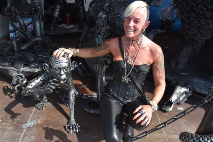 Magst Du gerne mit mir vor der Live Cam nackt chatten